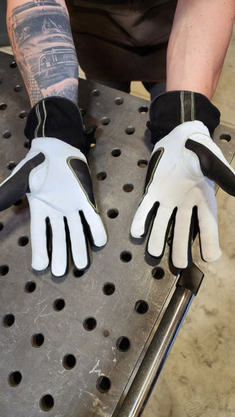 In WELD WE TRUST Customized Working Gloves, Welding Gloves, Glove, Tattoo,  Custom, Guanti Saldatura, Guanti Da Lavoro 